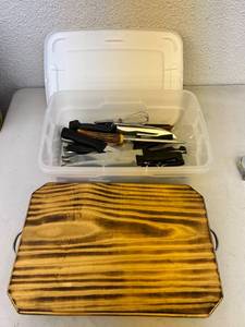 lot 201 image: Box of Kitchen Knives & Cutting Board