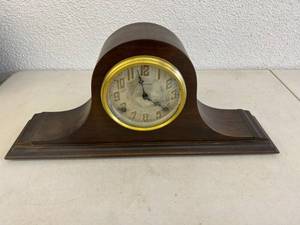 lot 113 image: Ingraham Mantle Clock