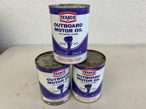 lot 241 image: Texaco Outboard Motor Oil