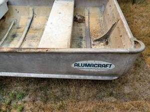 lot 9 image: 1972 AlumaCraft 14-foot Rowboat, Comes with Registration Card and 2023 License Tab