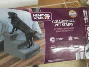 heart to tail collapsible pet stair...