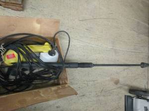 karcher 240 electric pressure wash...