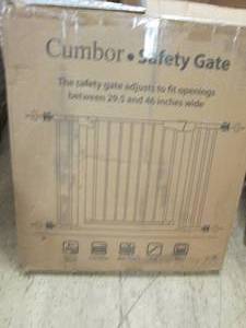 cumbor safety gate adjusts 29.5 and...