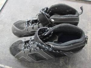 pair of shimano size 45 black bike ...