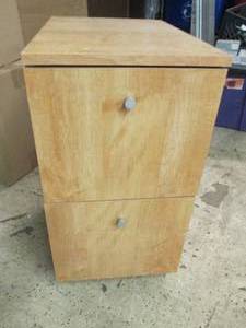 2 drawer cabinet  missing 1 wheel ...