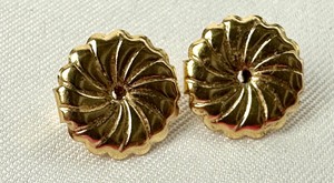 lot 22 image: Pair of 14k Yellow Gold Earring Backs