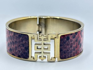 lot 40A image: Shanghai Tang Cuff Bracelet