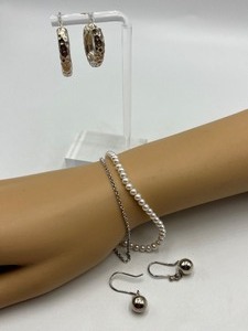lot 44 image: Two Pairs of Earrings and Bracelet