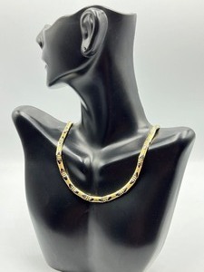 lot 50 image: Beautiful 14k Yellow Gold Necklace