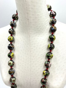 lot 52 image: Cloisonn Beaded Necklace