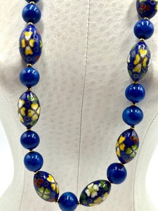 lot 301 image: Vintage Blue Beaded Cloisonn Necklace