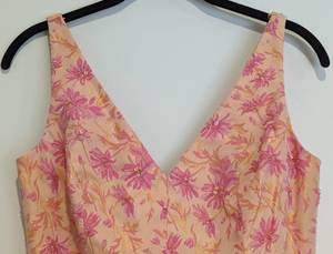 lot 205 image: Carmen Marc Valvo Beaded Peach Cocktail Dress