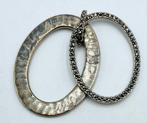 lot 74 image: Sterling Silver Pendant