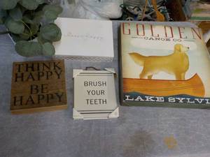 lot 7 image: Signs and Plant like new...