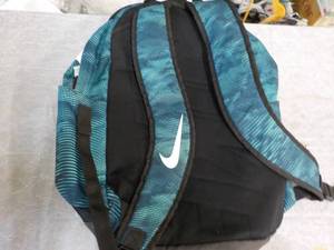 lot 13 image: Nike Backpac like new...