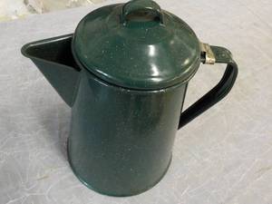 lot 34 image: Green Metal Coffee Pot 9 tall...
