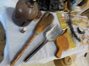 lot 49 image: Vintage Lot- see all pictures...