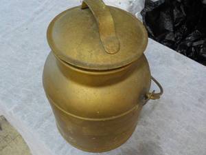 lot 50 image: Gold Can and Cover Dcor...