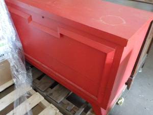 lot 86 image: Red BlueBird Cedar Chest with Conte...