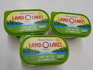 lot 104 image: 3 - 24 oz Frozen Tubs Land O Lakes ...