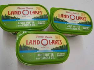 lot 106 image: 3 - 24 oz Frozen Tubs Land O Lakes ...
