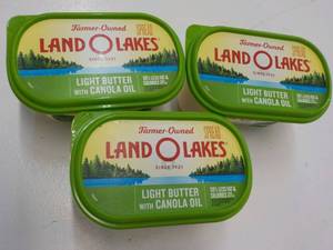 lot 107 image: 3 - 24 oz Frozen Tubs Land O Lakes ...