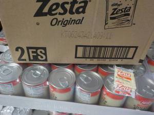 lot 161 image: 24 Pack IGA 10.5 oz Can Chicken Noo...