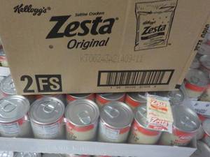lot 162 image: 24 Pack IGA 10.5 oz Can Chicken Noo...