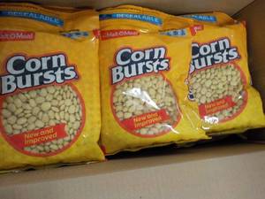 lot 213 image: 10 - 12 oz Bags Malt O Meal Corn Bu...