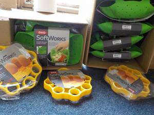 lot 226 image: 10 OXO Softworks New Silicone Kitch...