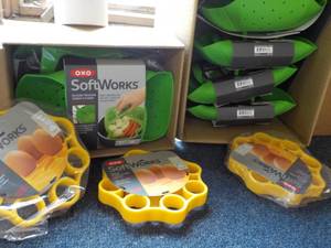 lot 229 image: 10 OXO Softworks New Silicone Kitch...