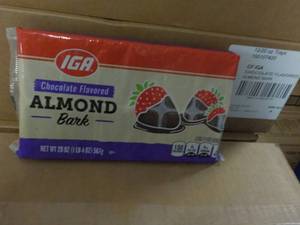 lot 197 image: 12 - 20 oz Trays IGA Chocolate Flav...