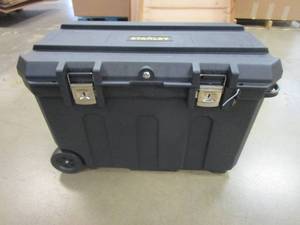 lot 264 image: Stanley 23 in. 50 Gallon Mobile Tool Box (NEW)