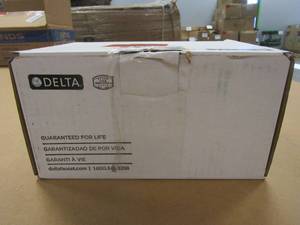 lot 315 image: Delta Windemere 4 in. Centerset 2-Handle Bathroom Faucet with Metal Drain Assembly in Chrome - Open Box