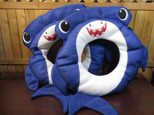 lot 15 image: 2 - Members Mark Hammerhead Shark Floaties
