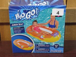 lot 4 image: H2GO INFLATABLE JUNIOR BOAT AGES 3 POOL SUMMER FUN