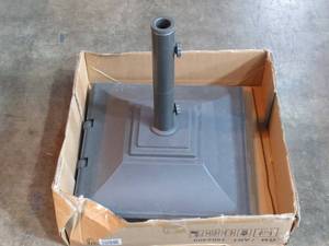lot 34 image: SunVilla Umbrella Base