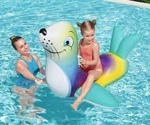 lot 3 image: H2O GO Flash n Splash Seal Ride-On Pool Float Kids Ages 3