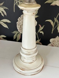 lot 28A image: Simple, Decorative Table Lamp