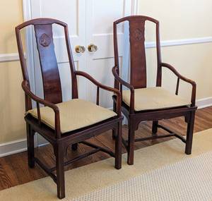 lot 11 image: Pair of Henredon Scholar Style Armchairs