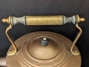 lot 67 image: Vintage Swedish Copper Kettle Set