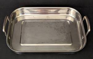 lot 131 image: Sur la Table Roasting Pan
