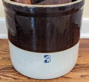 lot 161 image: Vintage 3 Gallon Crock and More