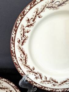 lot 217 image: Wedgwood William Sonoma Plymouth Dish Set