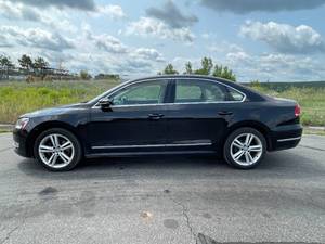 2012 Volkswagen passat DIESEL SEL Premium - 2 OWNERS