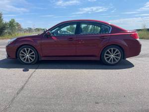 2013 Subaru Legacy 2.5I Sport - AWD