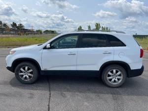2011 Kia Sorento LX - AWD