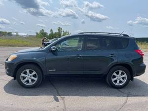 2011 Toyota Rav4 Limited - 4X4