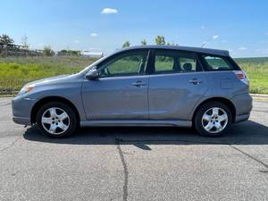 2005 Toyota Matrix XR - MANUAL
