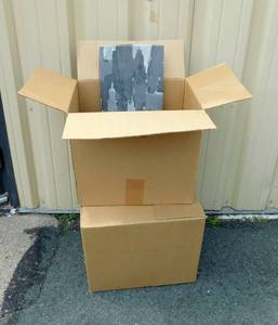 lot 19 image: 40 Vintage Brown and Bigelow John Berkey Designed Gray and Black Metro Gift Boxes